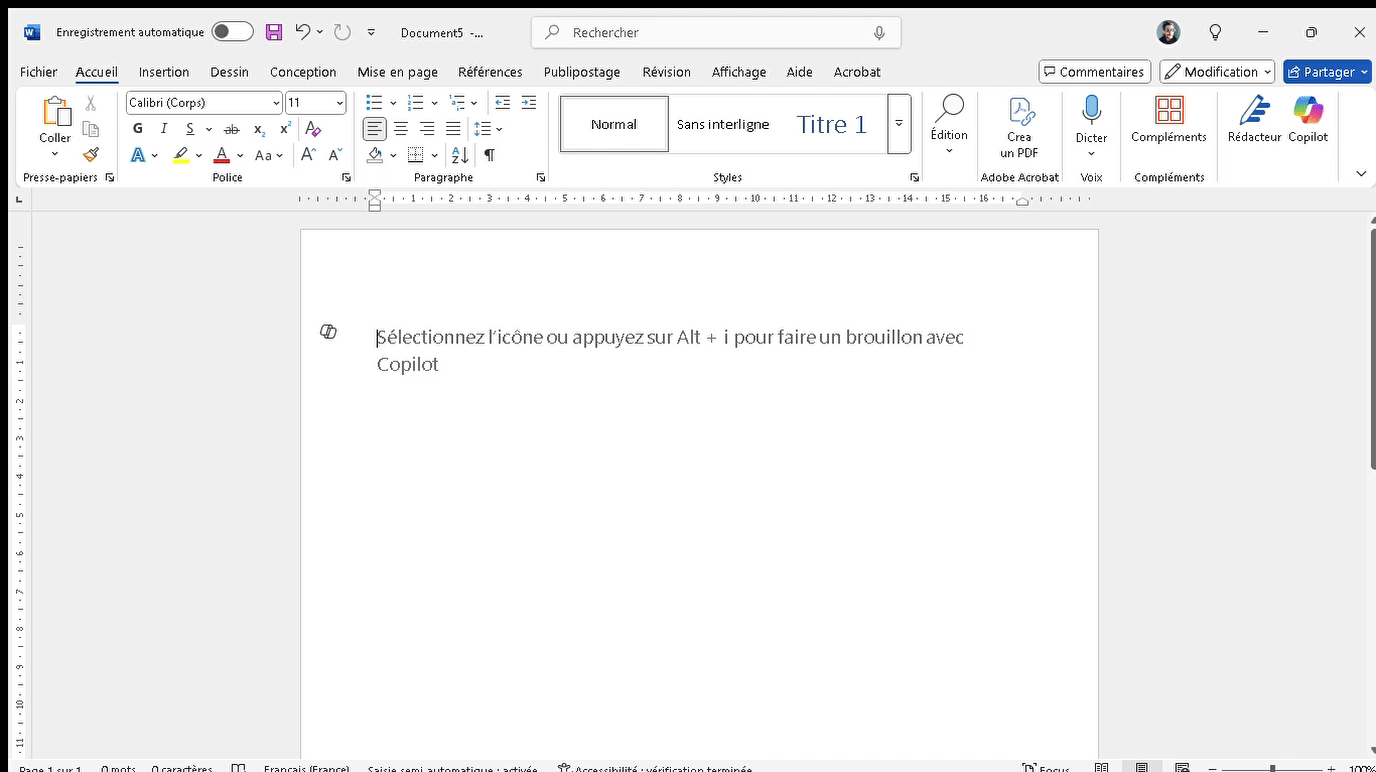 Capture d’écran réalisée lors de la dictée par l’auteur&nbsp;: «&nbsp;Je dirais même que le doute est encore plus fort lorsque je suis en train de dicter ce discours à la machine puisque je vois **** excessivement apparaître et disparaître des possibilités, des transcriptions que le logiciel juge non pertinente. il&nbsp;» (Source&nbsp;: Pedro Torres)